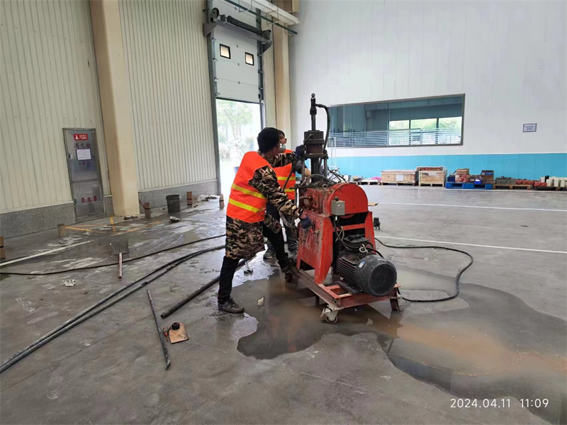 博白厂房地面下沉塌陷注浆加固施工